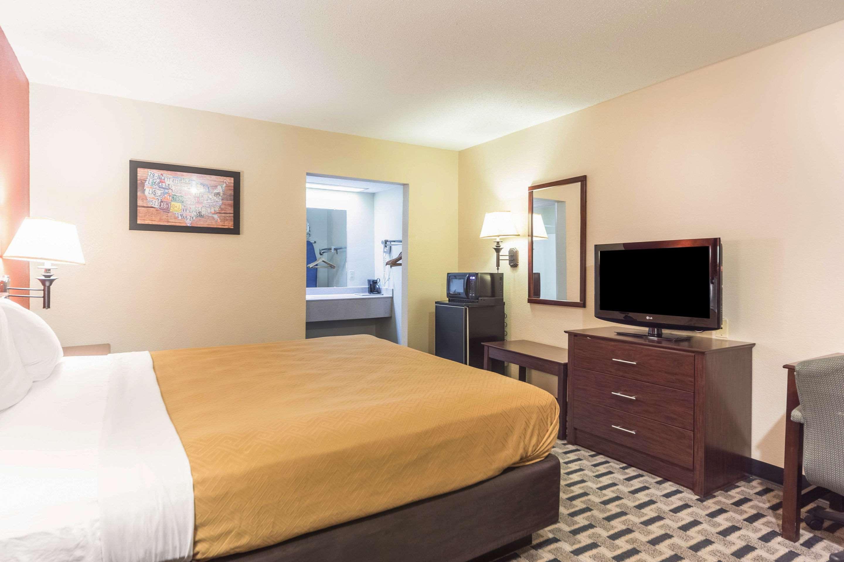 Econo Lodge Лорел Екстер'єр фото