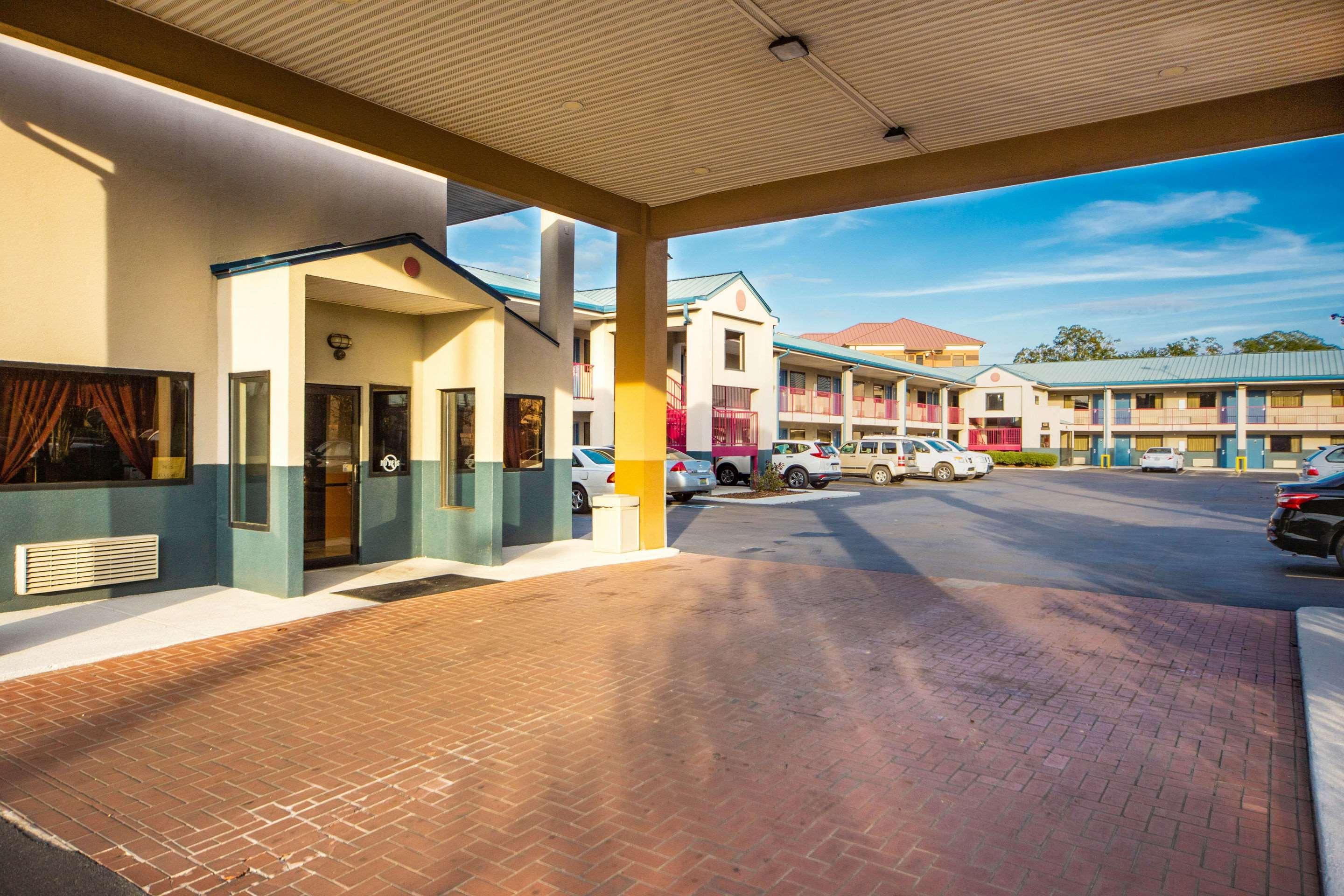 Econo Lodge Лорел Екстер'єр фото