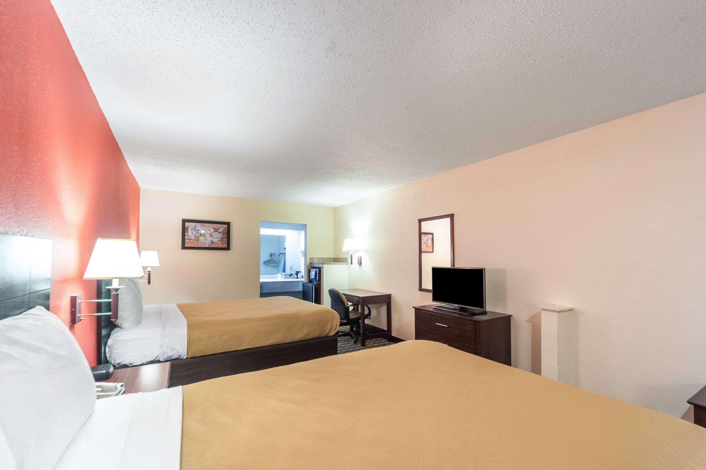 Econo Lodge Лорел Екстер'єр фото