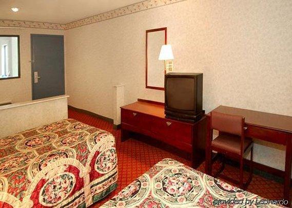 Econo Lodge Лорел Номер фото