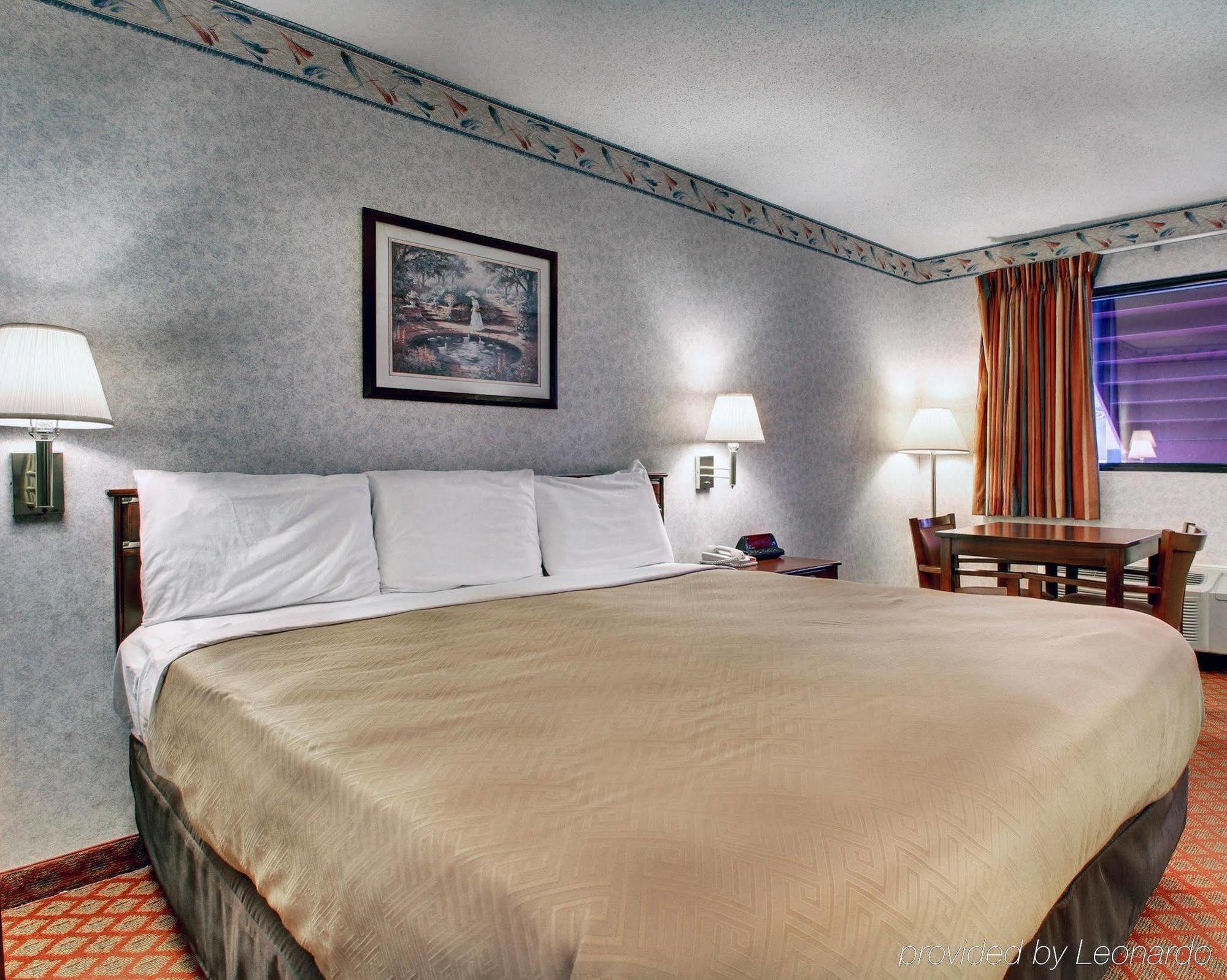 Econo Lodge Лорел Екстер'єр фото